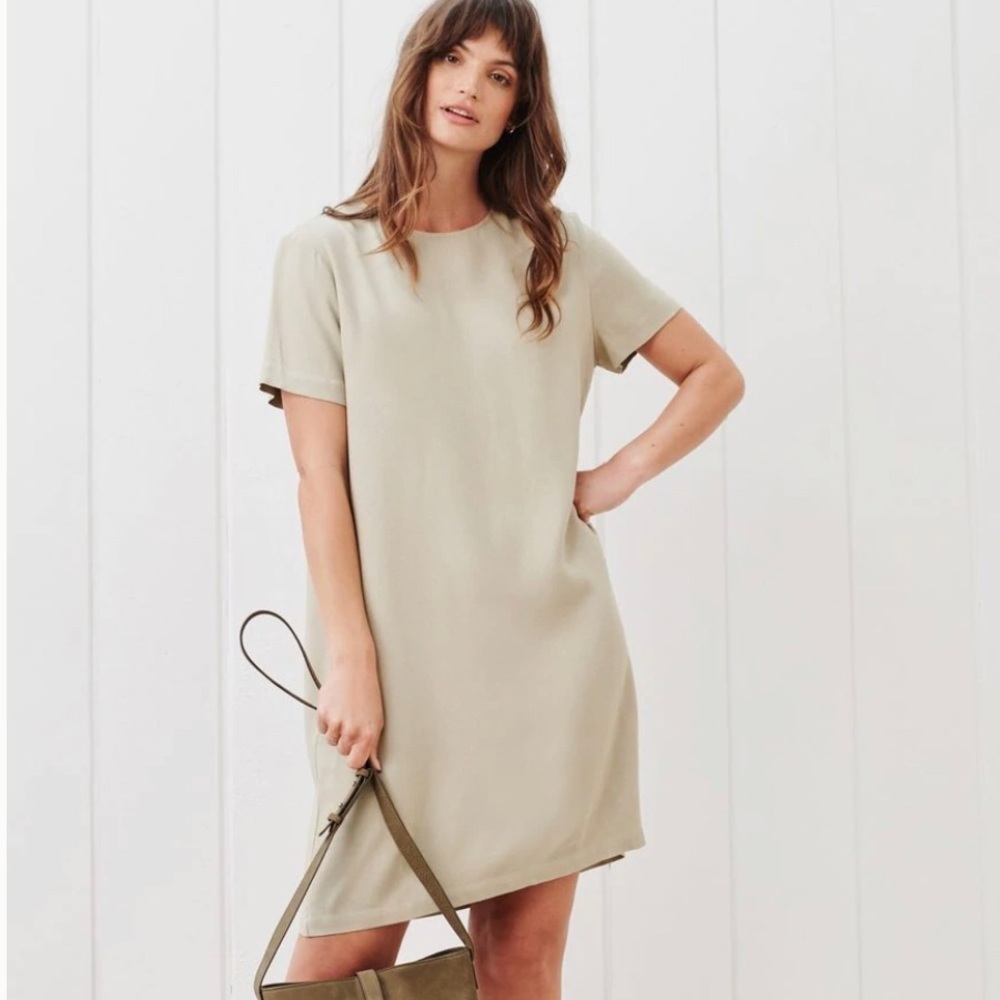 NWT Jenni Kayne Crepe T Shirt Dress